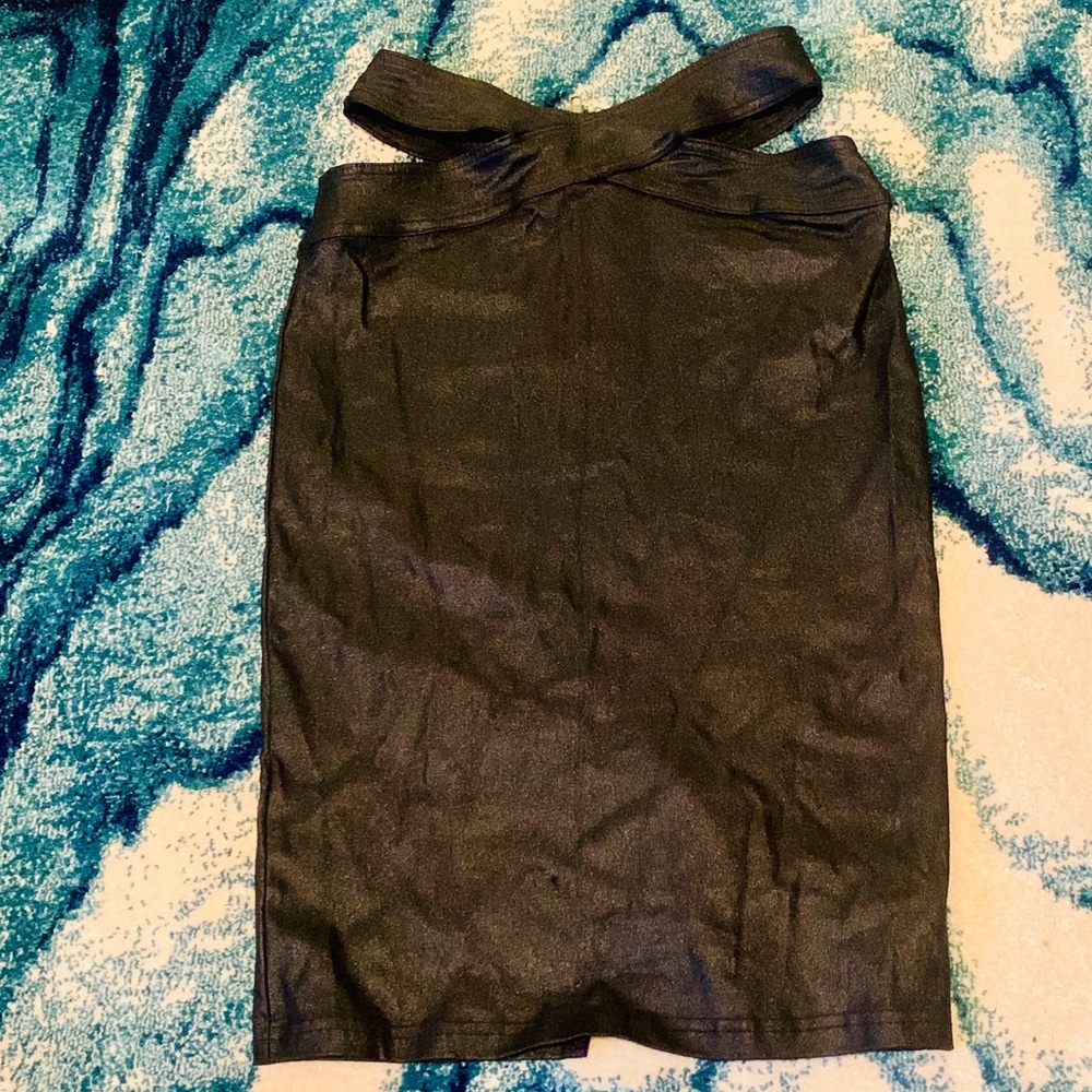 Black pencil skirt